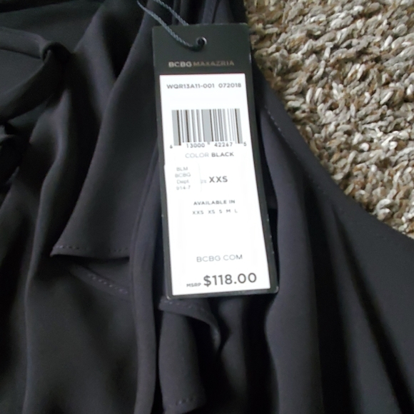 Nwt beautiful black BCBG Maxazria tank - Picture 3 of 4